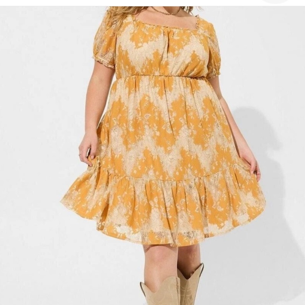 Torrid‎ Lace Trimmed Mini Two-Tone Lace Tiered Babydoll Dress  L